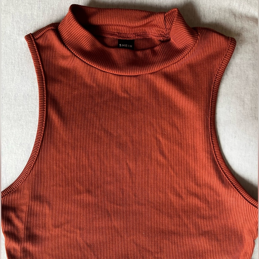 ✨ 3 for $10 ✨ SHEIN S Ribbed Mock Neck Tops! - Picture 13 of 16